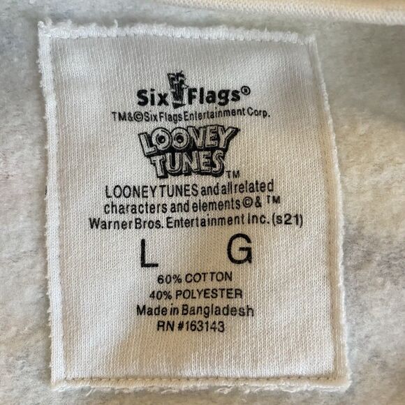 Six Flags Looney Tunes Crew Neck All-Over Print Sweatshirt Bugs Tweety Sz Large - Picture 6 of 7